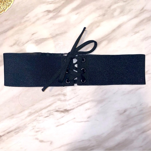 Black waist belt from Express - Picture 1 of 4